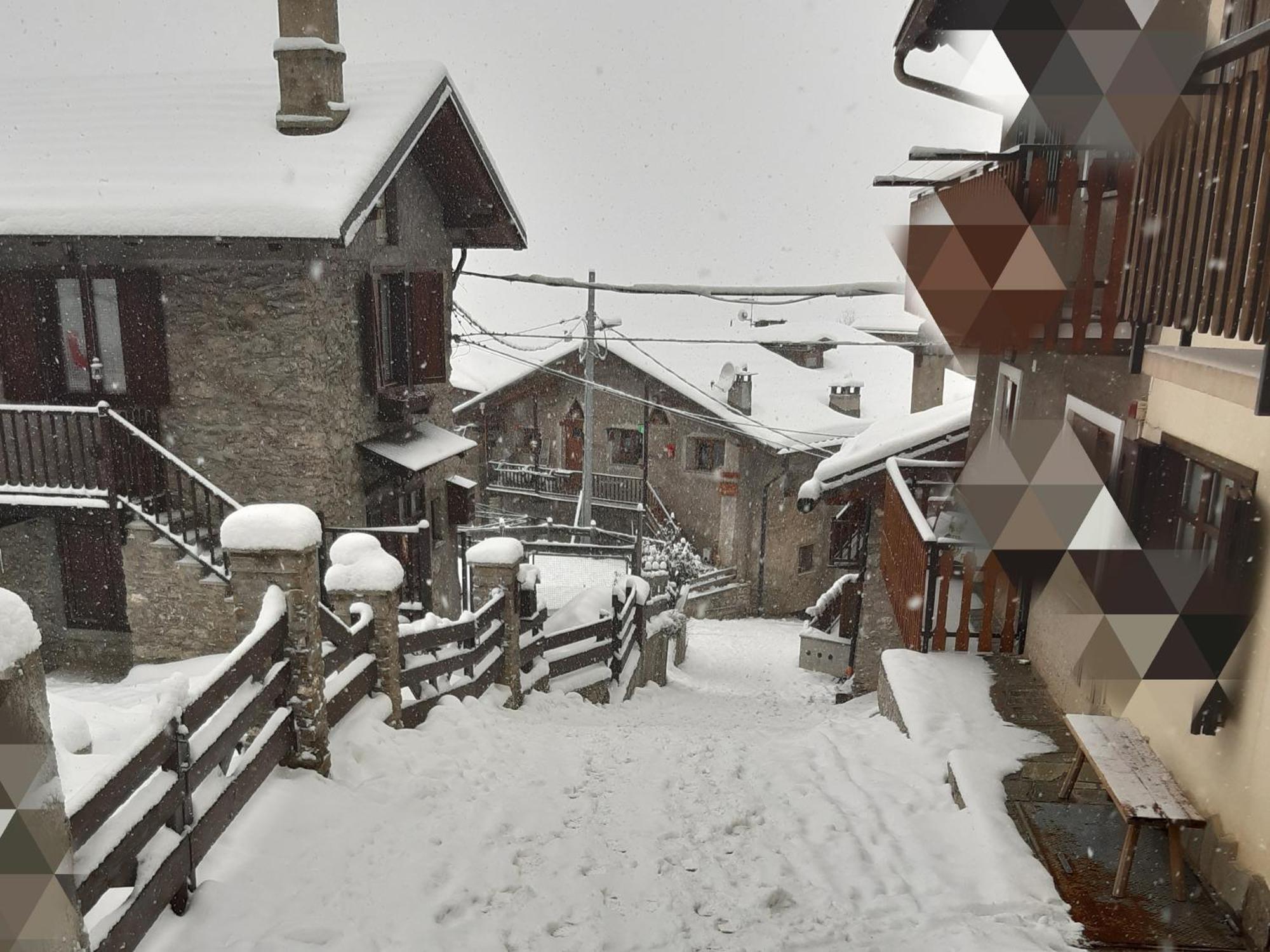Sauze D'Oulx Ciabot La Garituela With Garden - Wifi- Close To The Chairlift Εξωτερικό φωτογραφία